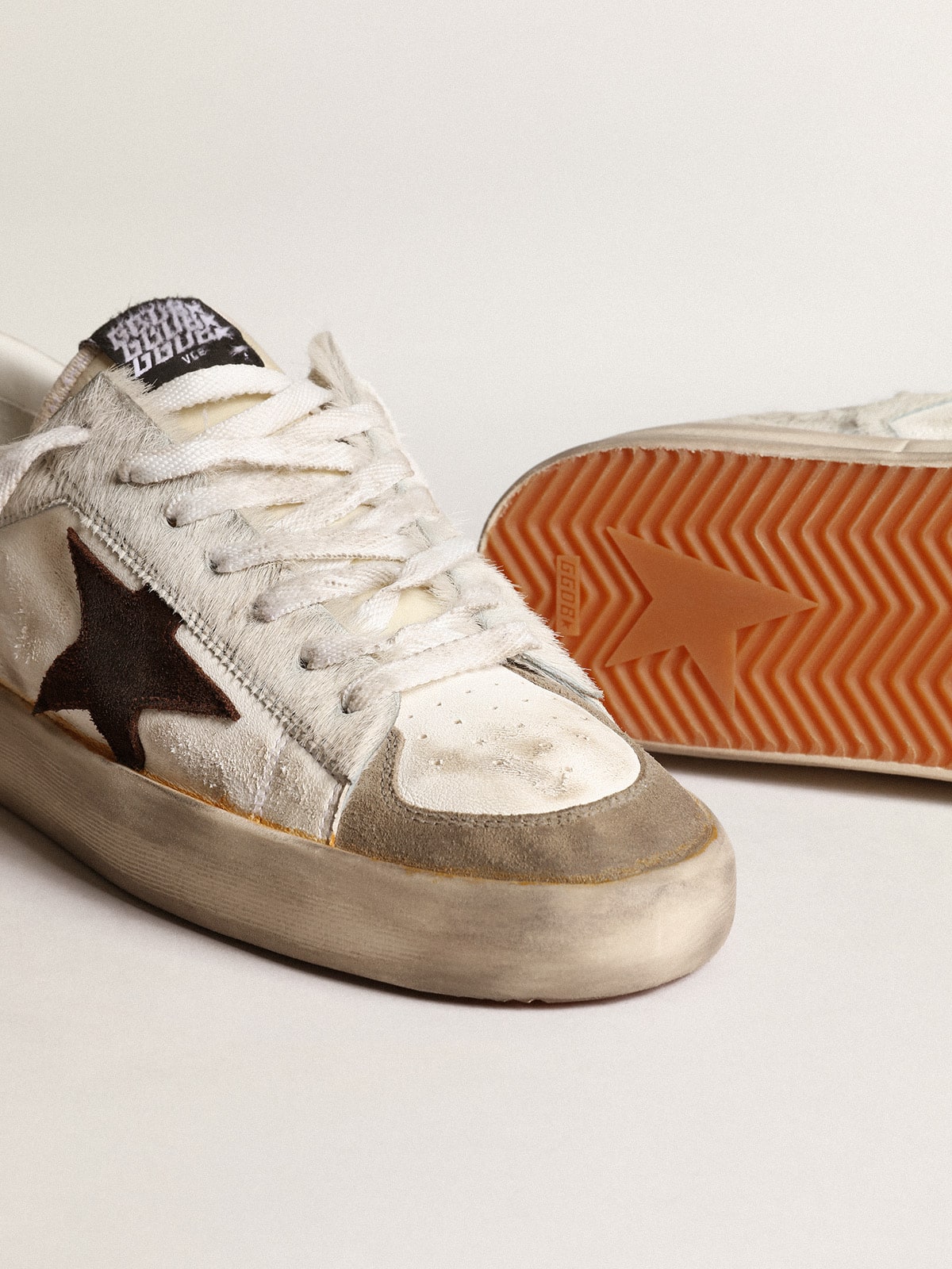 Golden Goose pánské Stardan z nappa a pony kůže s hnědou semišovou hvězdou