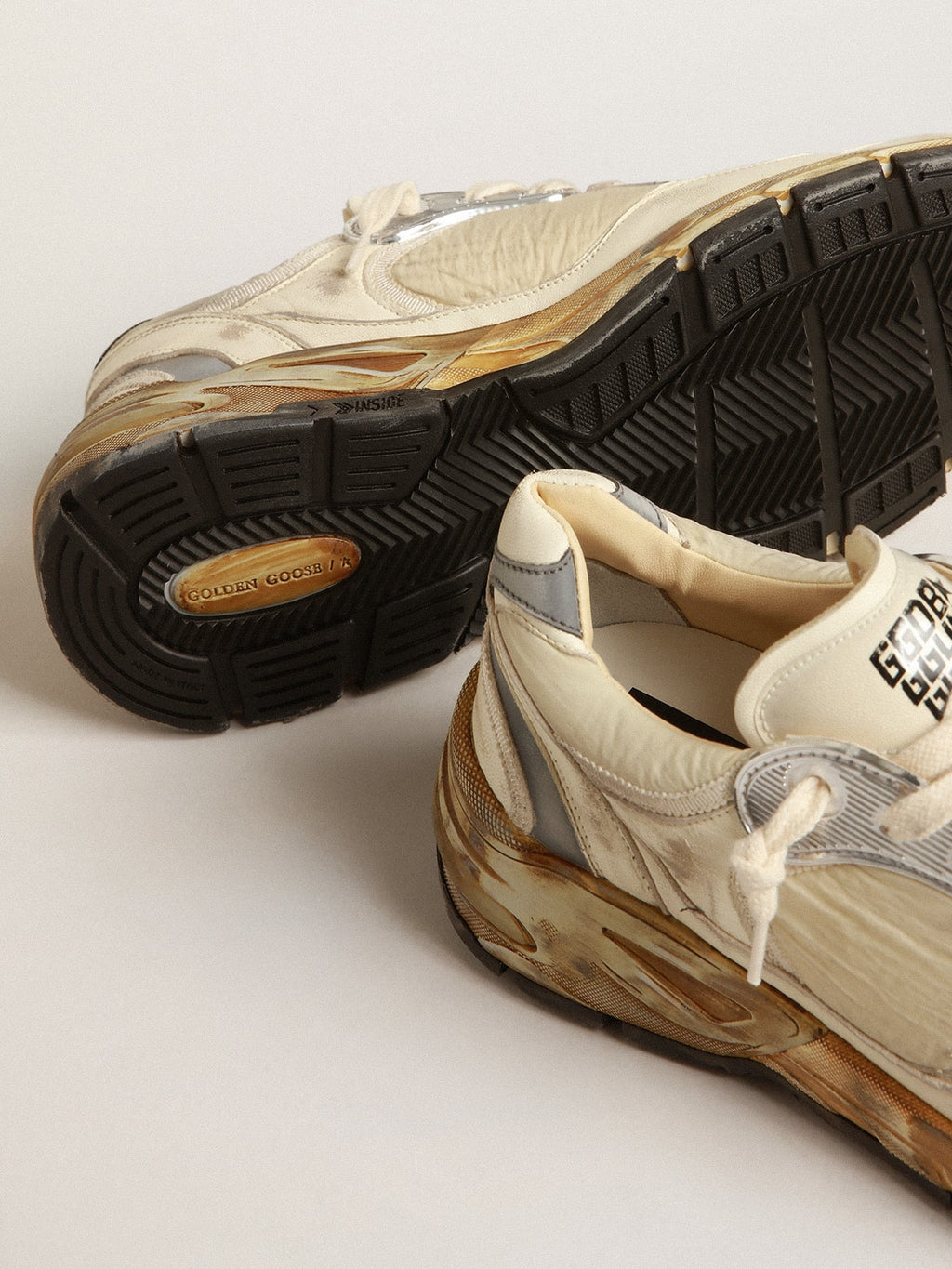 Golden Goose pánské Dad-Star v béžové nappa a nylonu s bílou koženou hvězdou