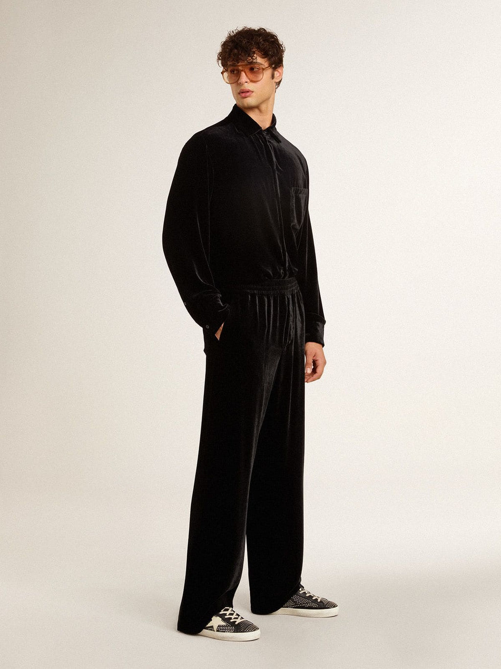 Golden Goose pánské Super-Star v černé nappa se stříbrnými cvočky a bílou koženou hvězdou