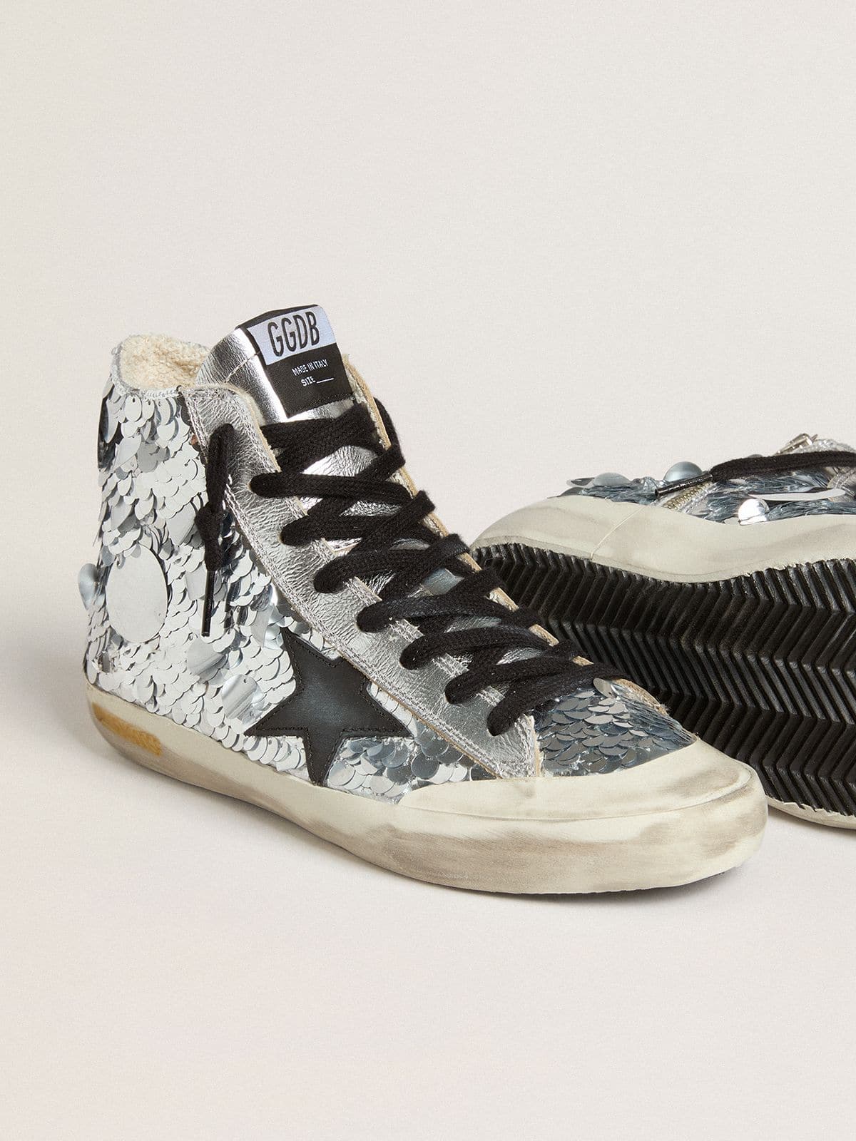 Golden Goose dámské tenisky Francy z nylonu s celoplošnými stříbrnými flitry a černou koženou hvězdou