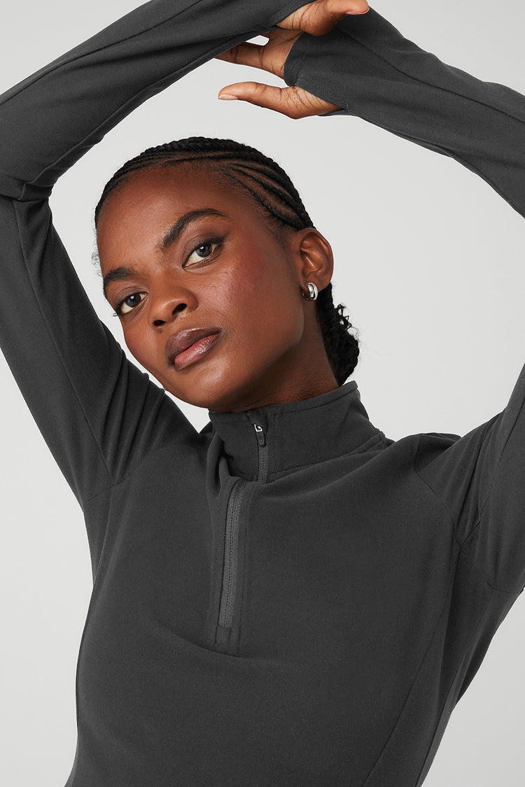 Alo Yoga Alosoft 1/2 Zip Rapid pulovr - antracit