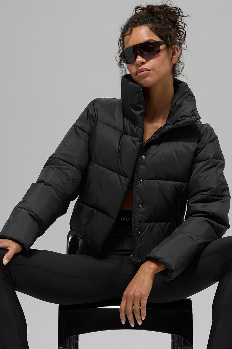 Alo Yoga Gold Rush Puffer - černá