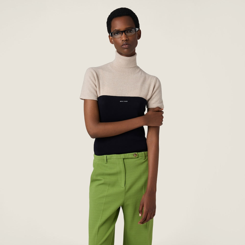 Miu Miu kašmírový svetr s rolákem