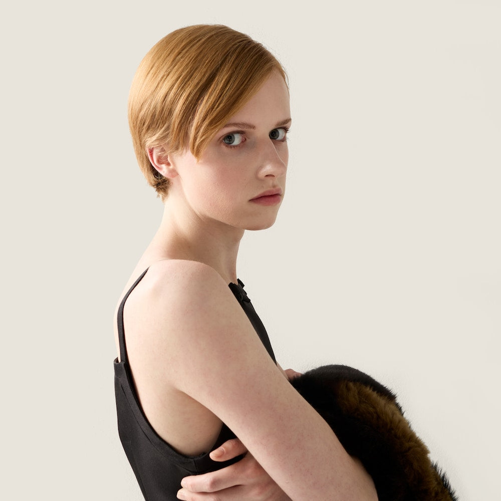 Miu Miu hedvábné a vlněné minišaty